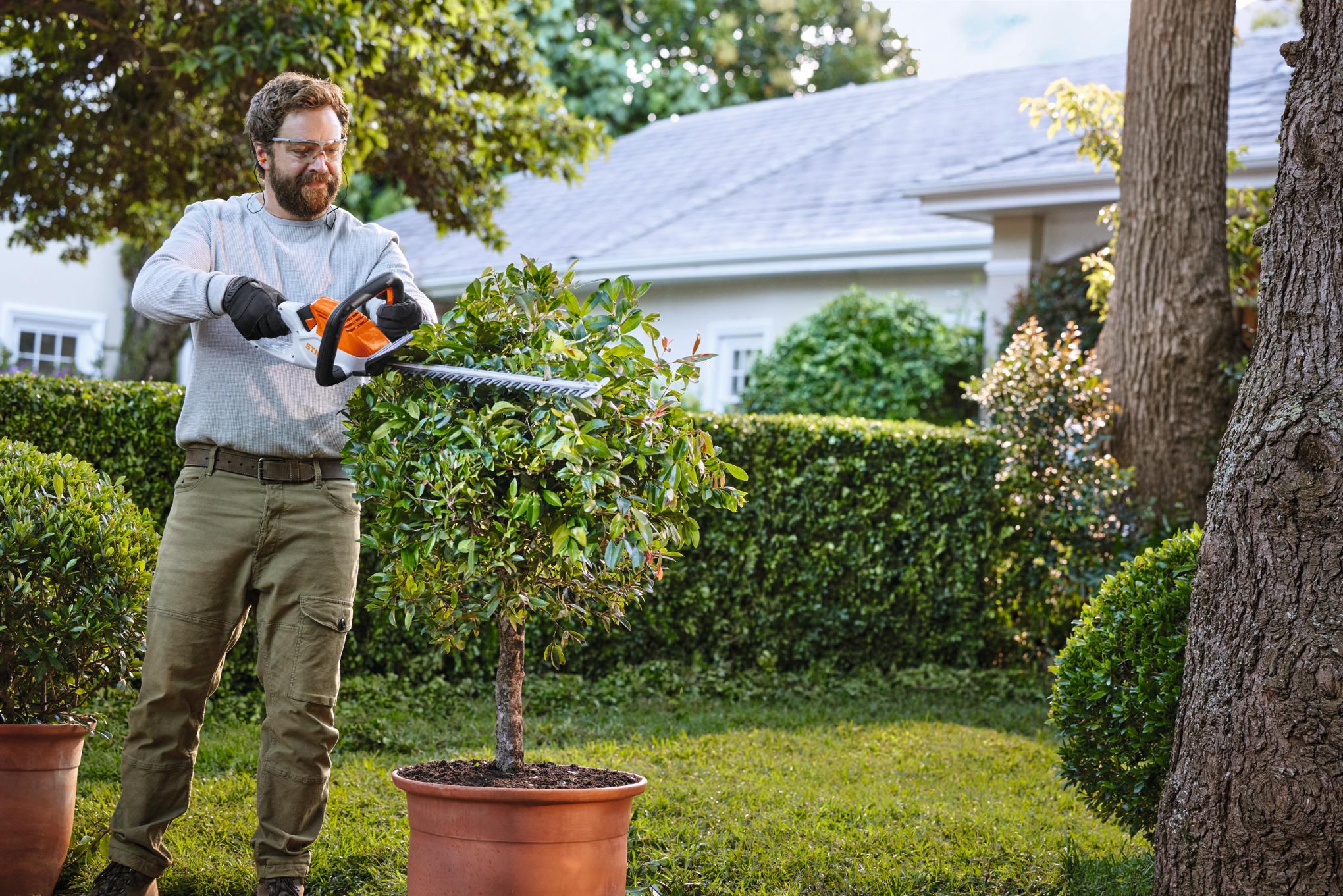 HSA 40 Cordless Hedge Trimmer