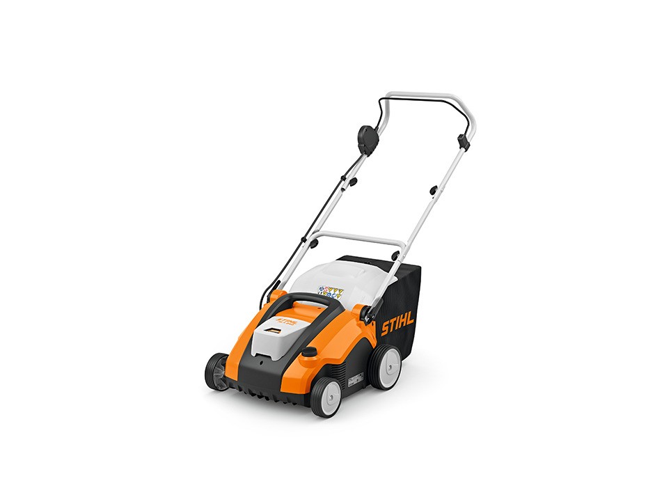 Lawn scarifiers