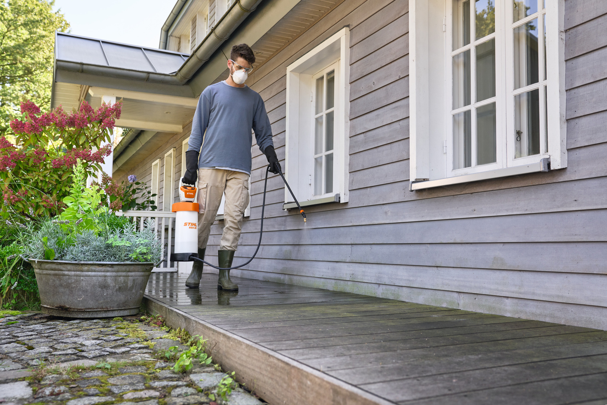 SGA 30 Cordless Sprayer with AS 2 battery and AL 1 charger
