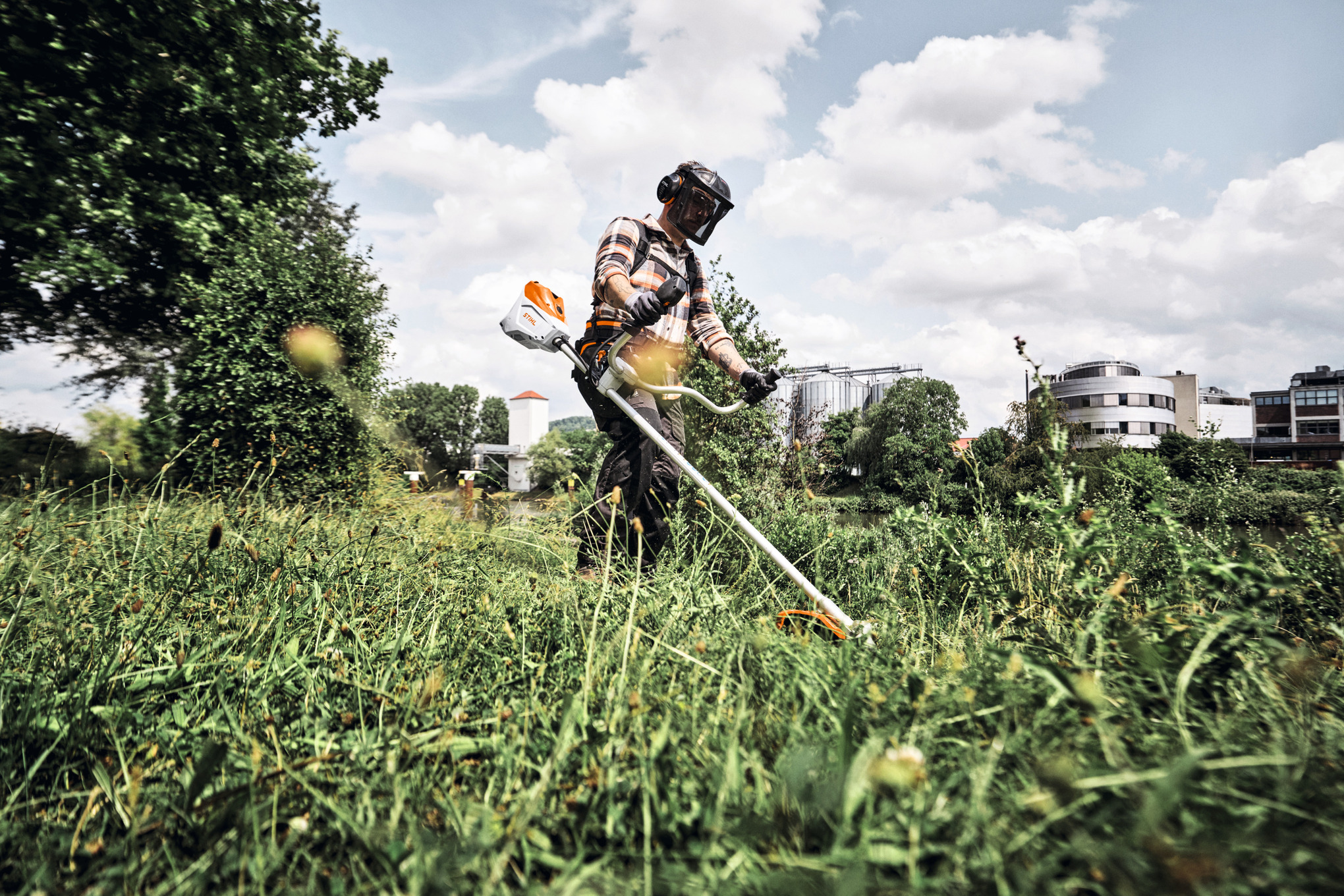 FSA 250 Cordless Clearing Saw tool only