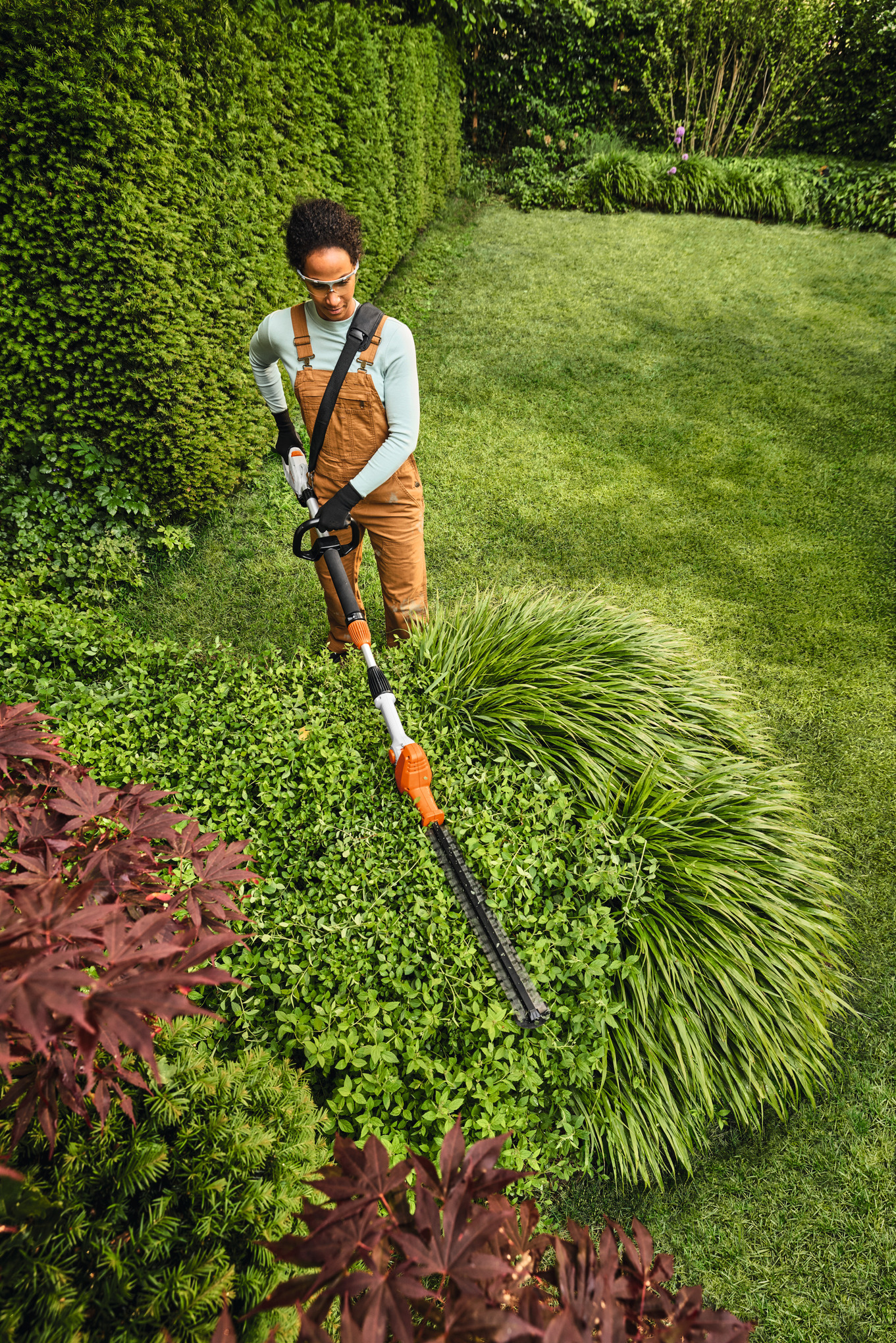 HLA 40 Cordless Long-reach Hedge Trimmer tool only