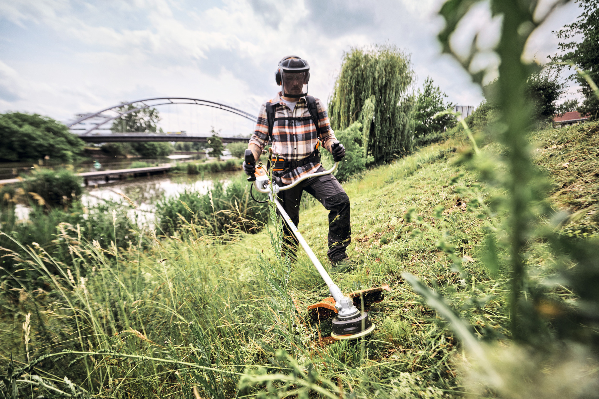 FSA 250 Cordless Clearing Saw tool only