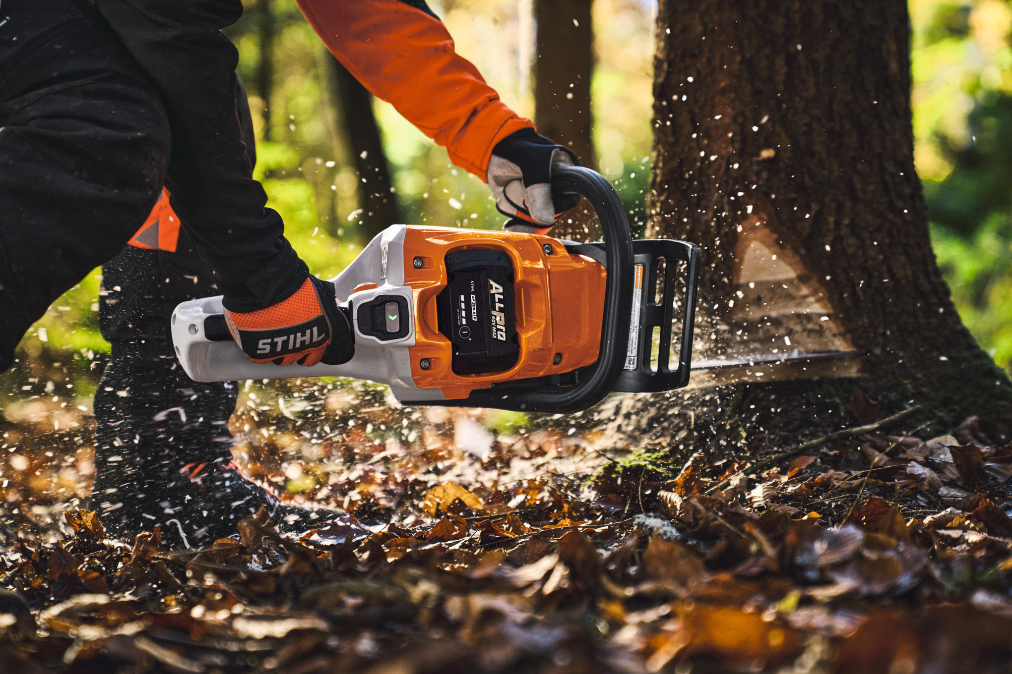 MSA 260 C-O Cordless Chainsaw tool only