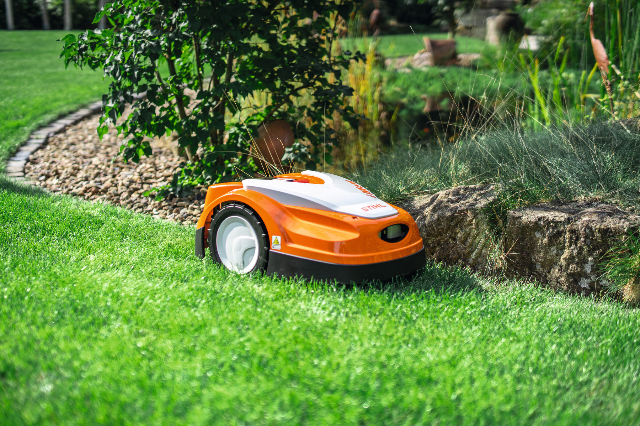 RMI 422 iMOW® Robotic Mower