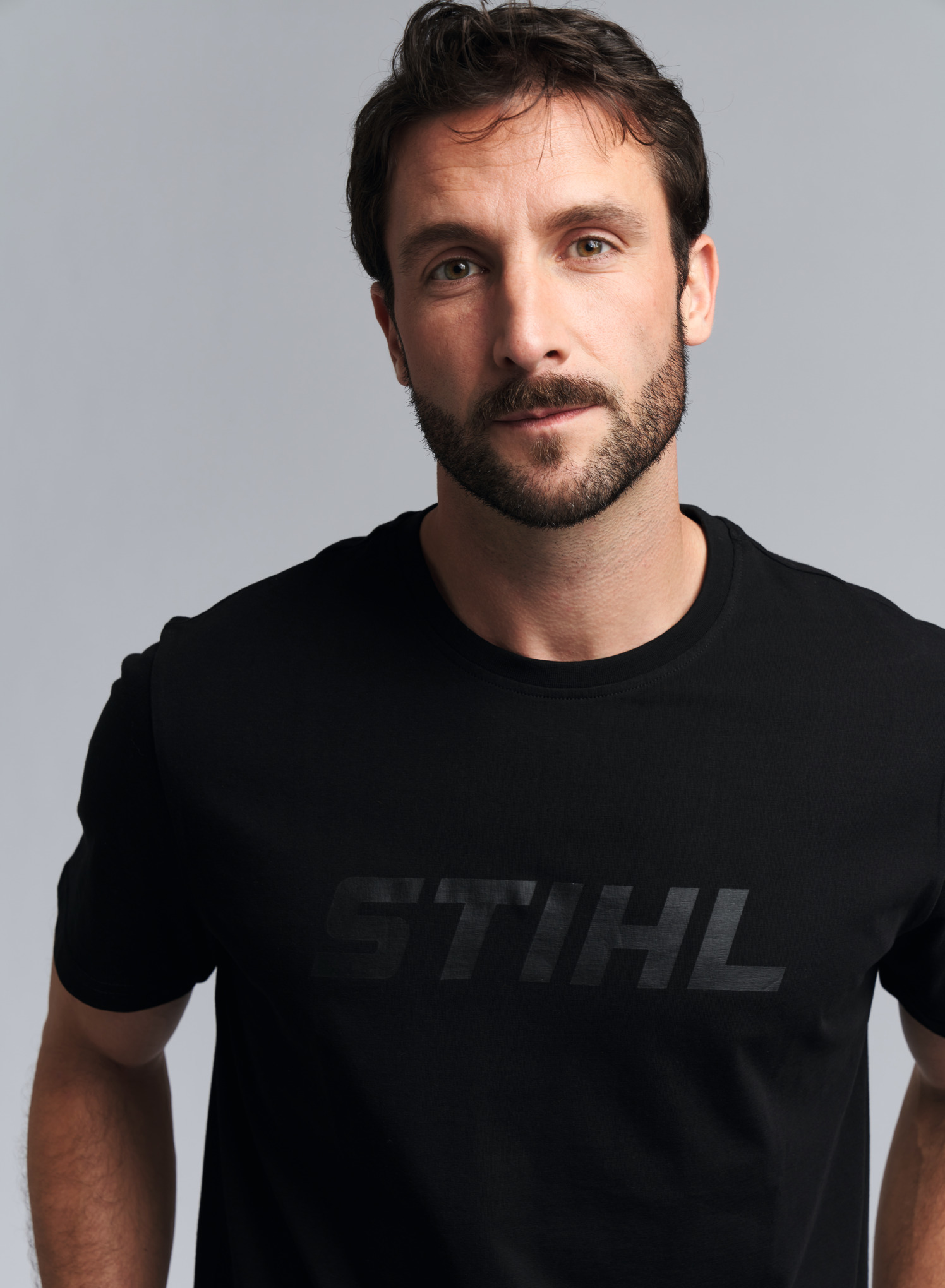 Black STIHL logo t-shirt