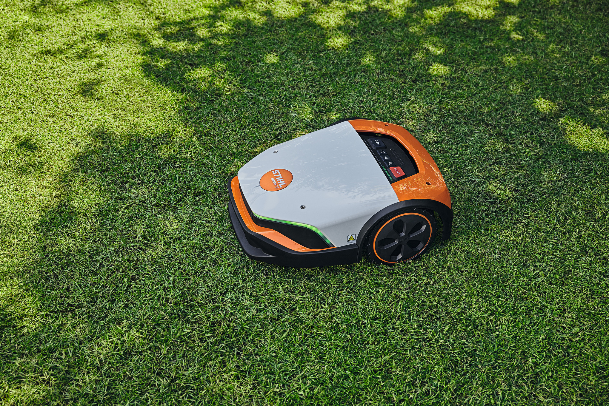 ¡MOW® 5 robotic mower