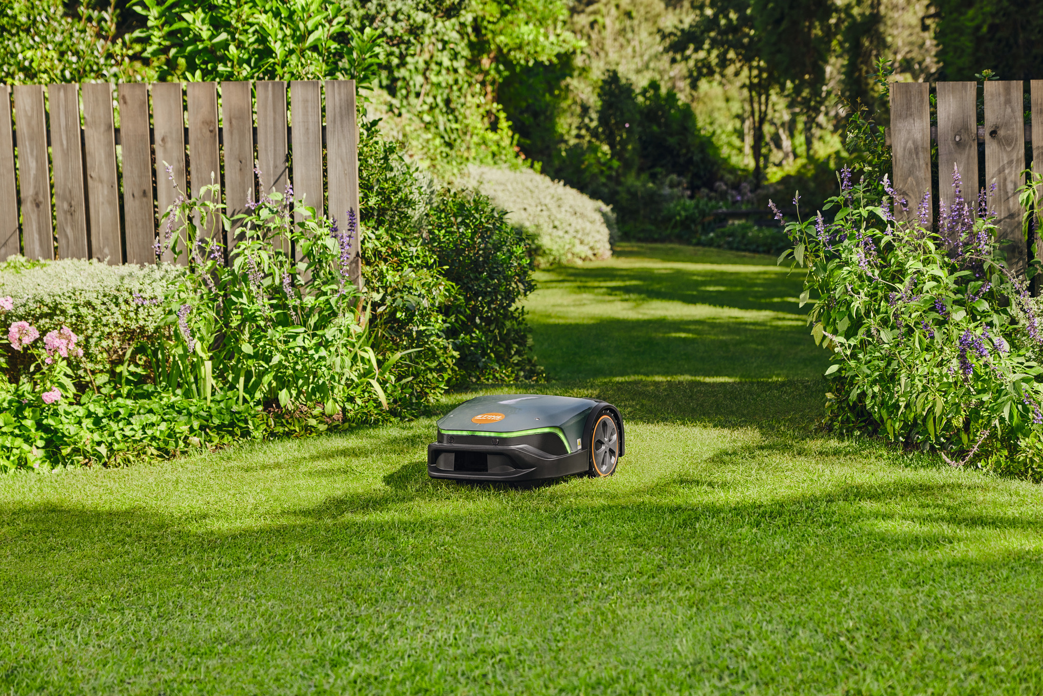 ¡MOW® 7 EVO robotic mower