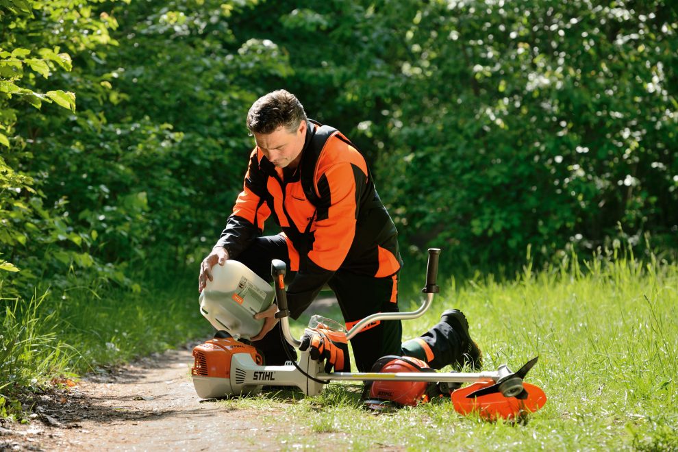 Refueling STIHL brushcutter