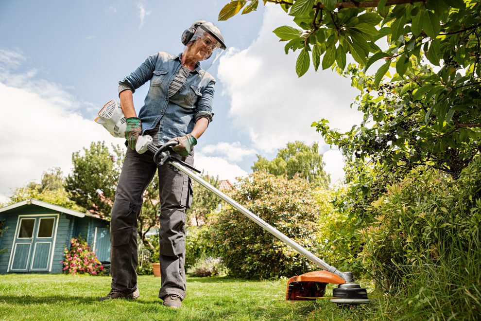STIHL safety glasses for garden work