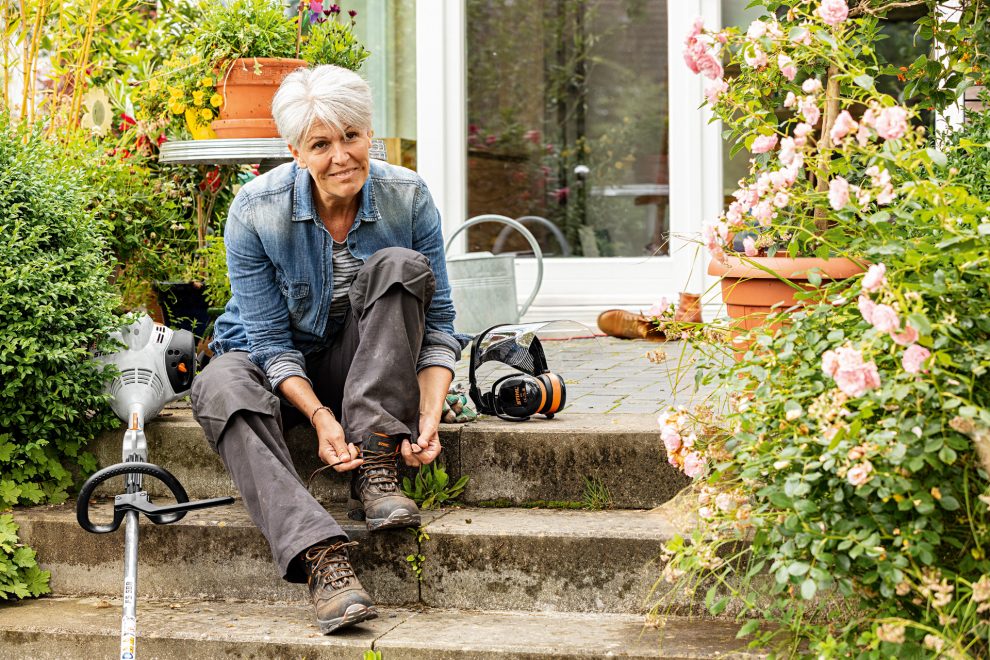 STIHL protective boots for garden work