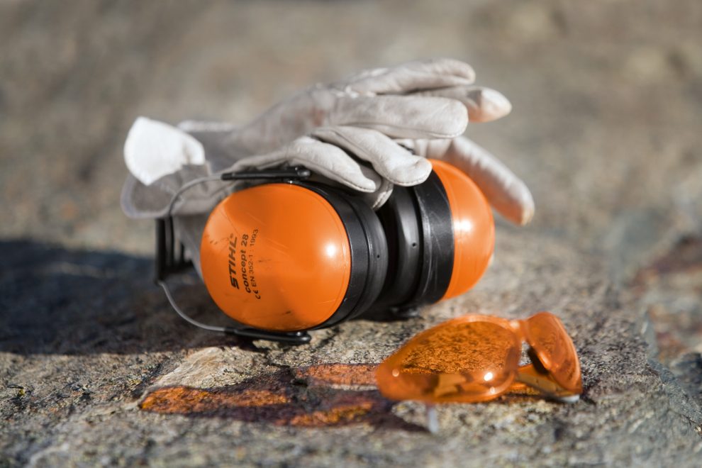 STIHL ear protection with gloves and safety glasses