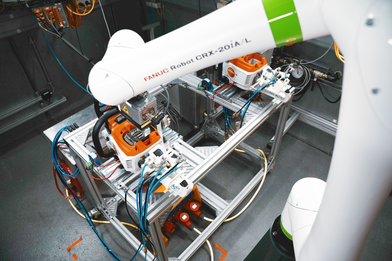  Charge Cycle Test: Battery Behavior During Charging and Discharging